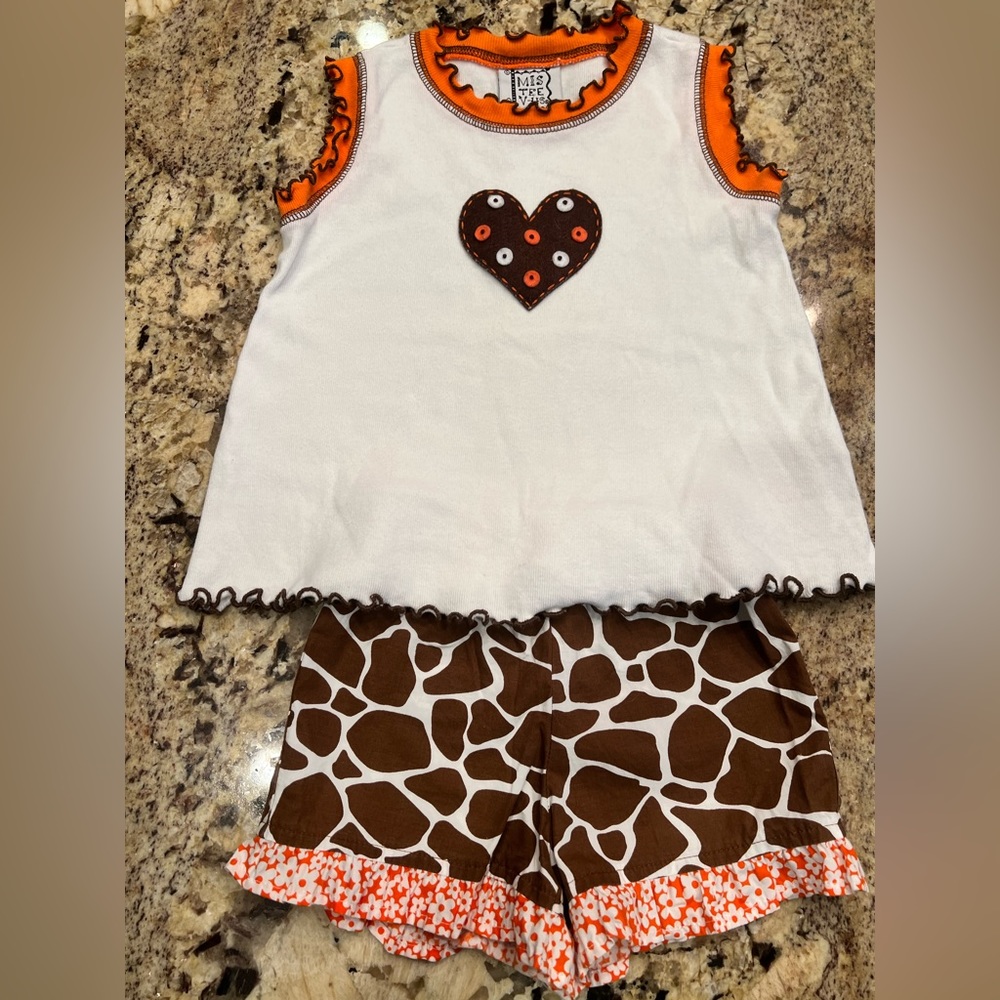 Girls MIS TEE V-US boutique 2 pc set sz. 2T